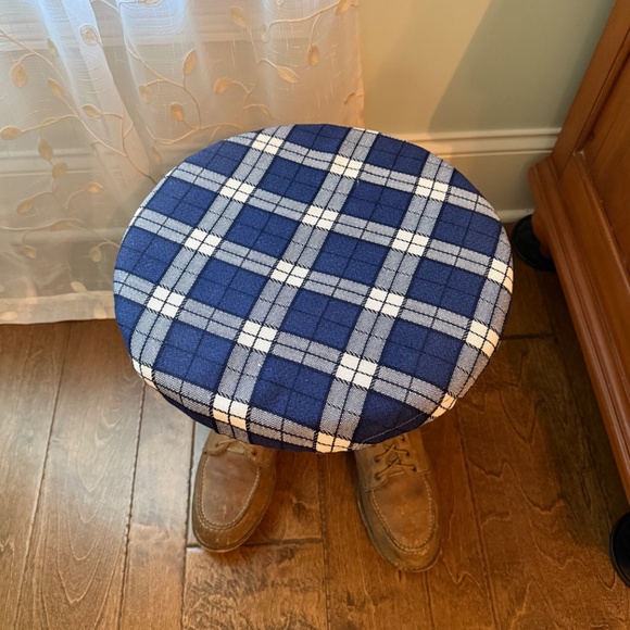 FOOT Stool, NOVELTY, an original! Handcrafted Vintage - Picture 3 of 5